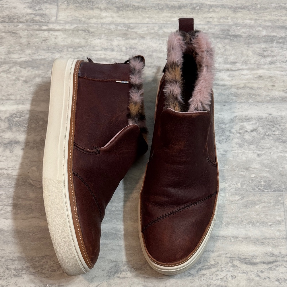 Toms paxton Leather Slip-On Sneakers